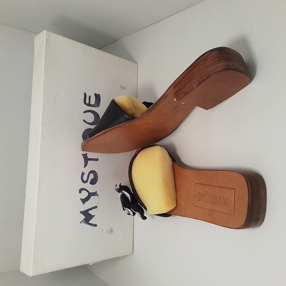 Mystique Boutique Black White Sandals Sz 8 NEW IN BOX - Picture 8 of 11